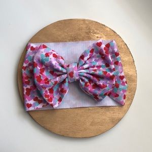 Valentine’s hearts clusters Headwrap bow